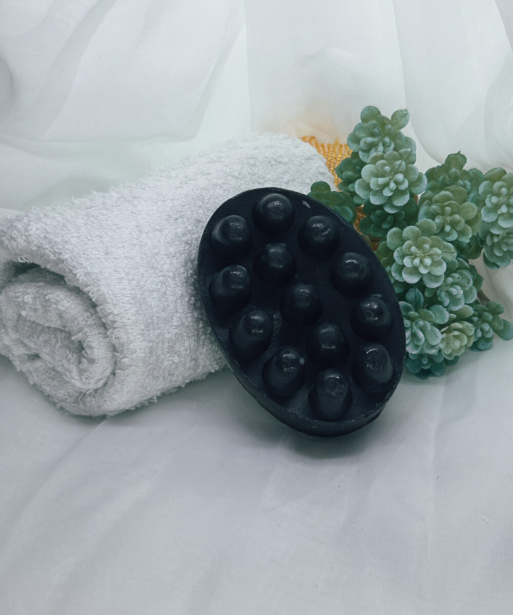 Solivs Solivs Soap, goatmilk and charcoal bar
