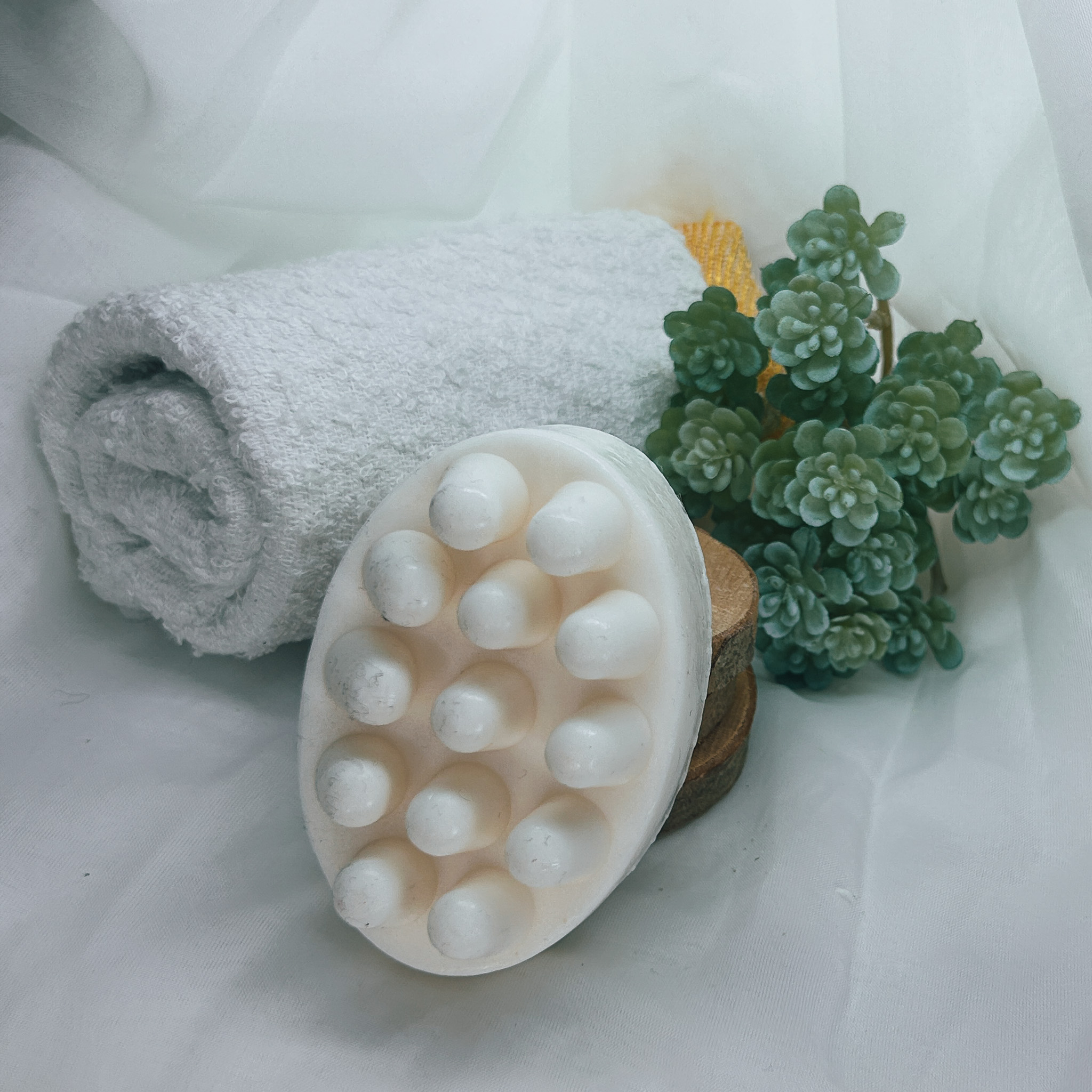 Solivs Solivs Soap, goatmilk and charcoal bar